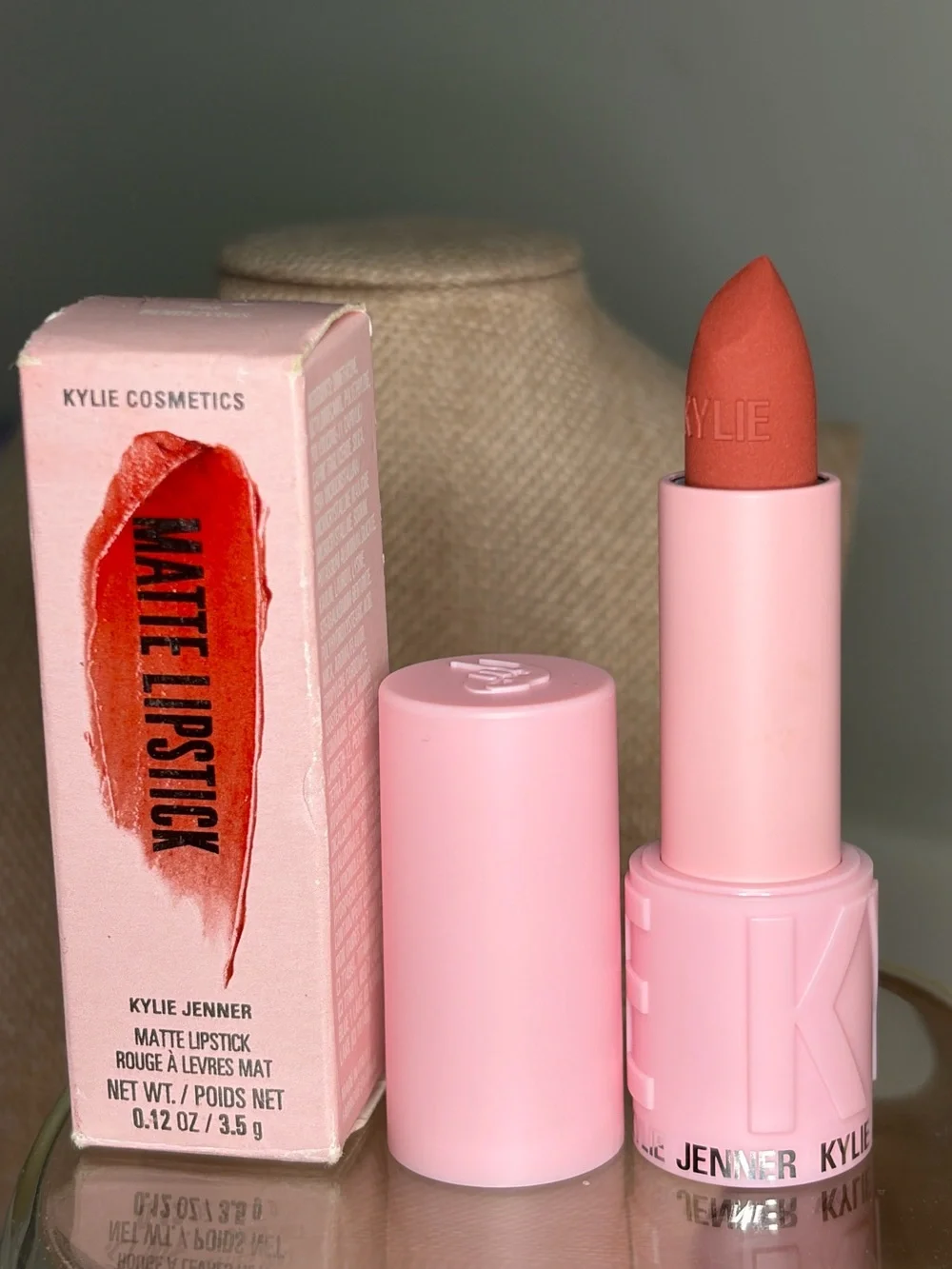 Kylie Cosmetics Matte Lipstick — I’m Rendezvous